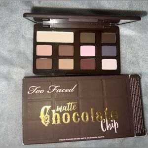 Too Faced Mini chocolate Matte eyeshadow pallet